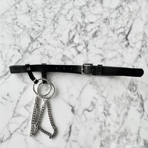 Accessories - BNWOT Black Leather Belt with Silver O-Ring and Chain Accent